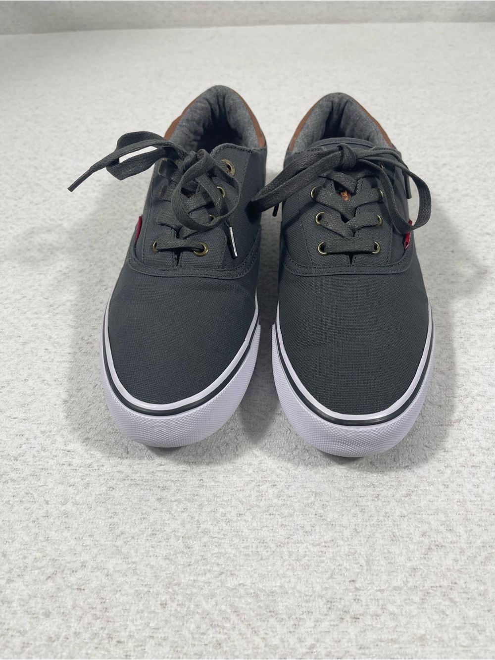 Levi’s Men’s Gray Low Top Sneakers Size 7 Casual Shoes SKU# 0492